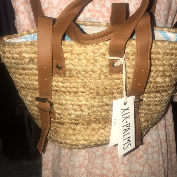 THE SHORE BREAK PICNIC COOLER! - Picture 8 of 12